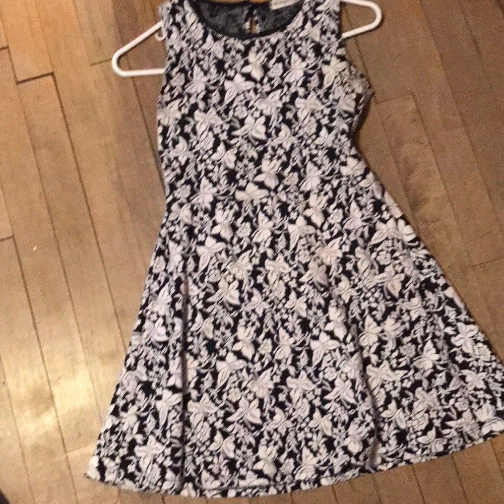 Black and white butterfly print circle dress!